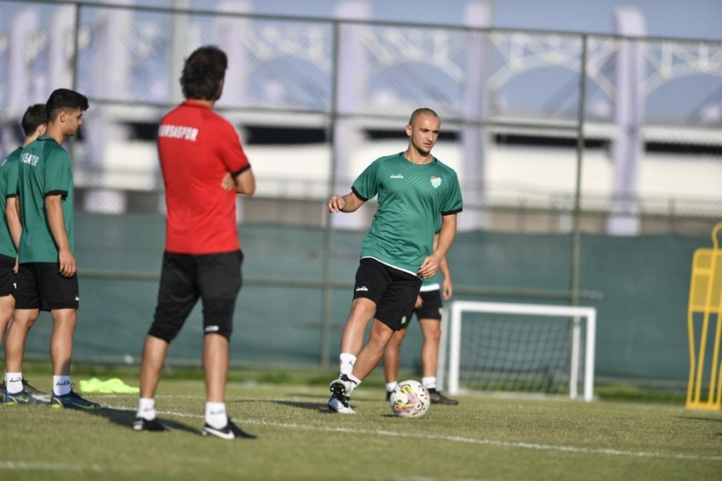 Bursaspor'un Afyon Kampı Başladı