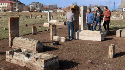 Türk İslam Mezarlığı Açık Hava Müzesine Dönüşüyor
