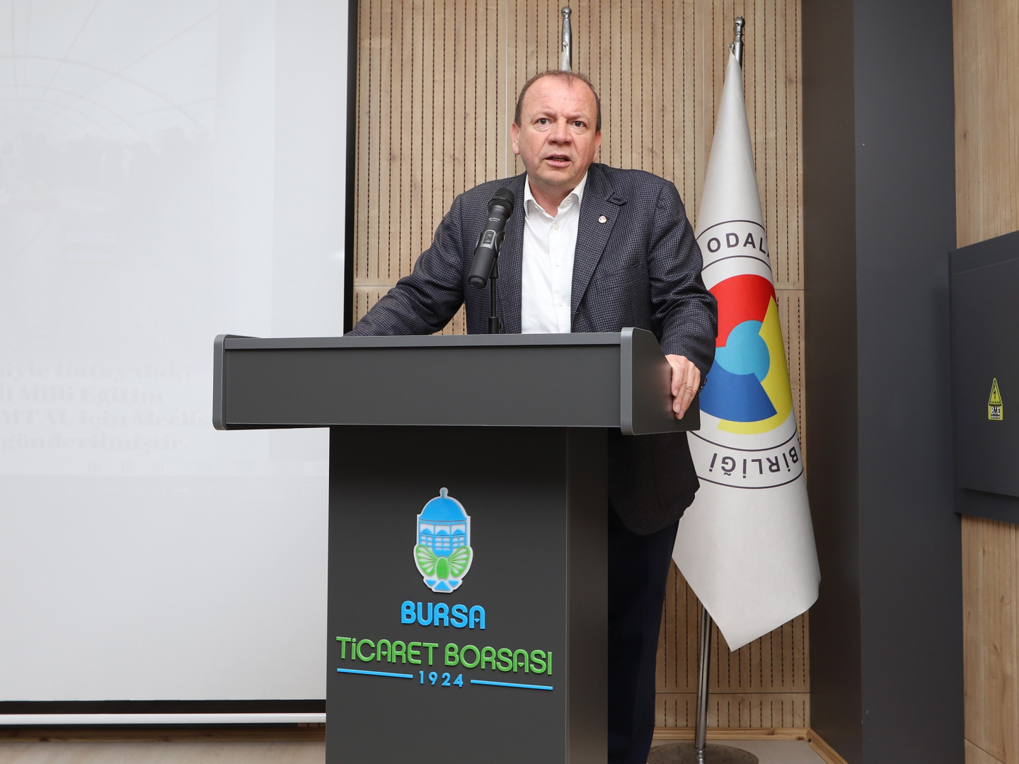 Meclis Toplantısı (1)