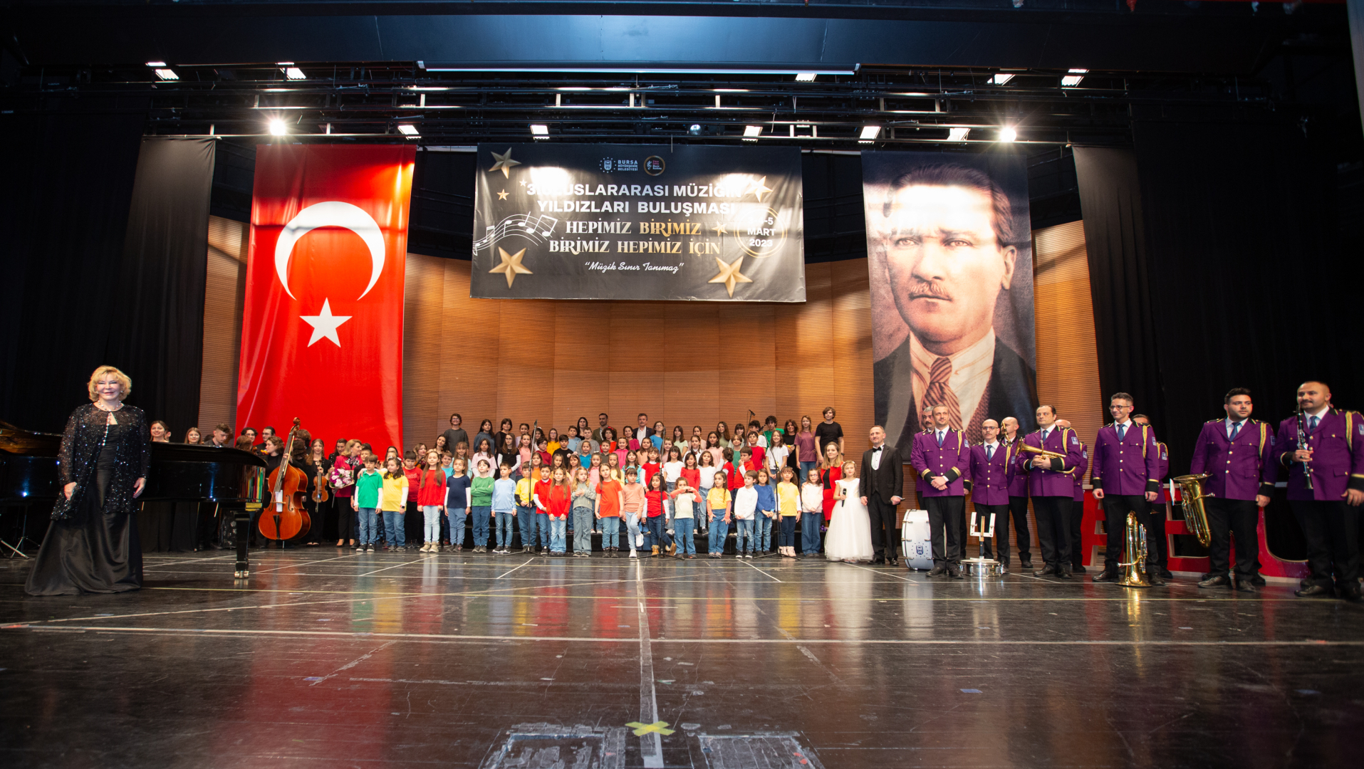 32655_MTY0MDU4Y2_11 (1)