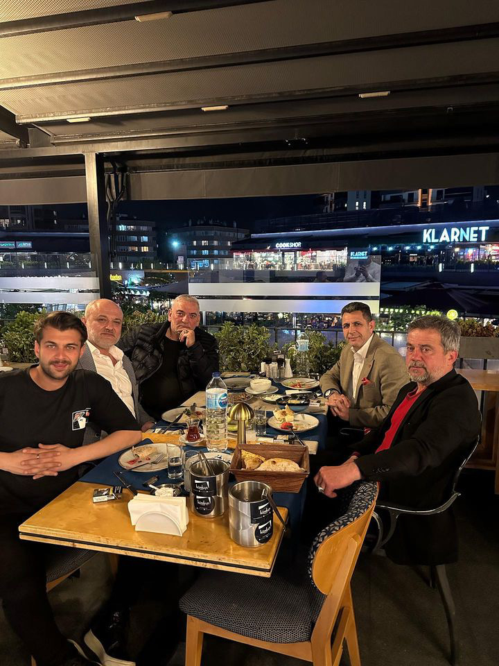 ED2897B2-612C-4FDC-929F-BD5EBD34FBD1