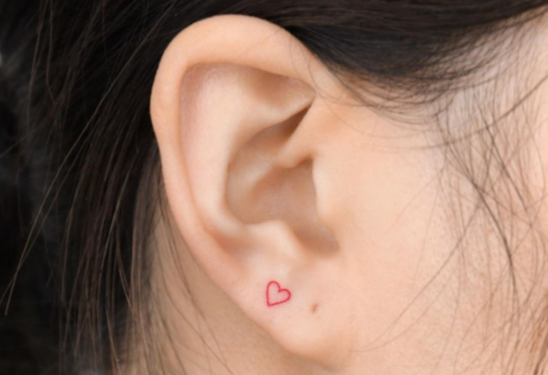 60 Irresistible Ear Tattoos That You Are Going To Want