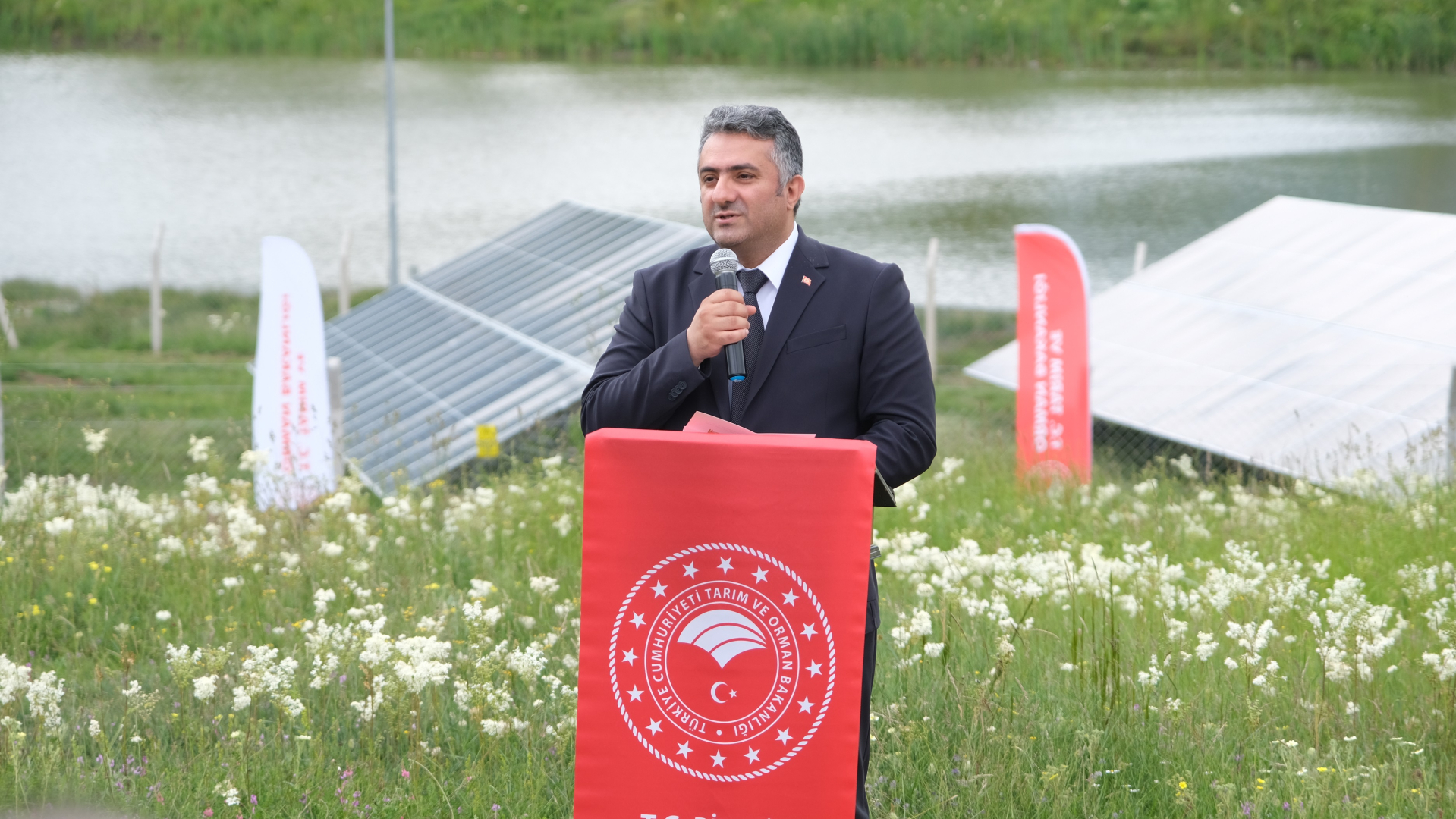 Prof. Dr. M. Zeki Durak