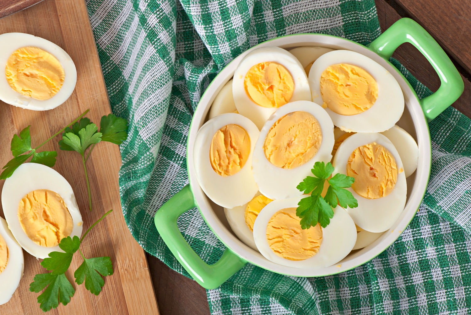 boiled-eggs-bowl-decorated-with-parsley-leaves