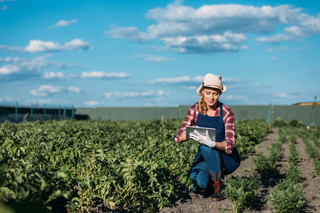 farmer-women-woman-Depositphotos_162344150_l-2015-1024x682