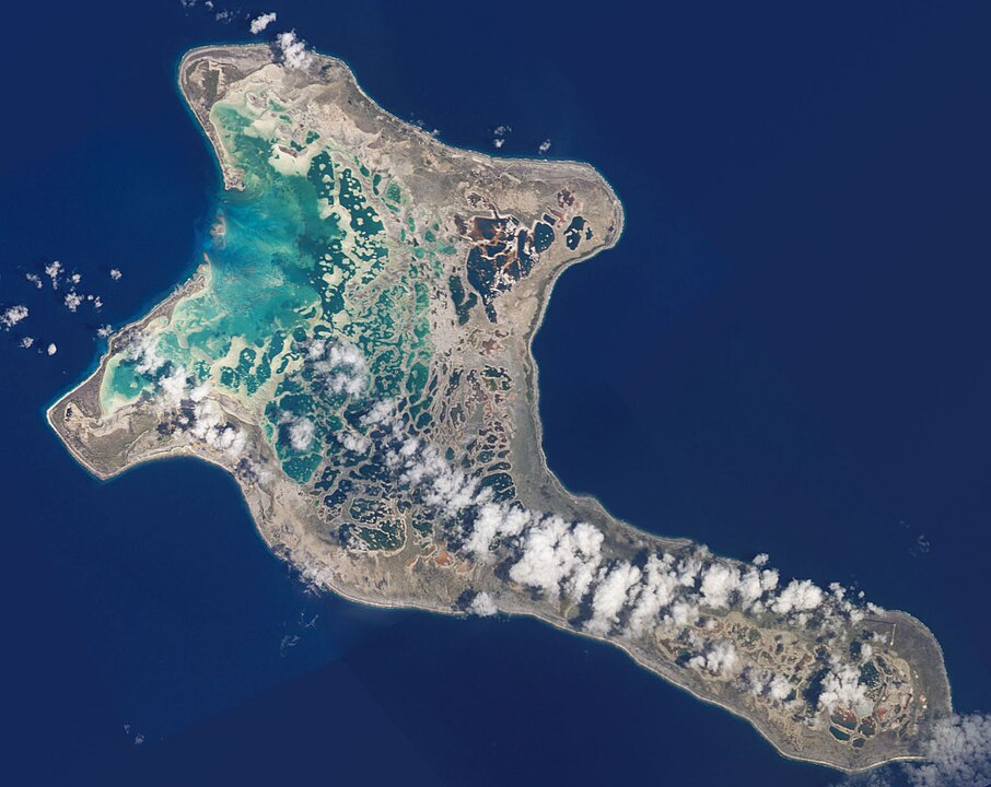 906px-Kiritimati-EO