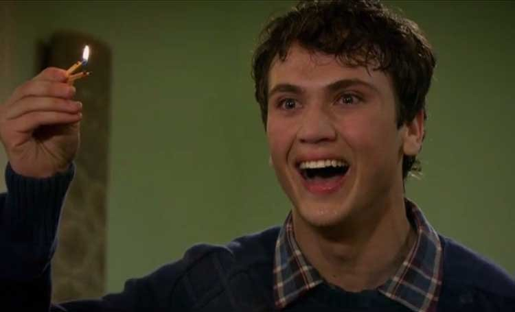 aras-bulut-iynemli-kimdir