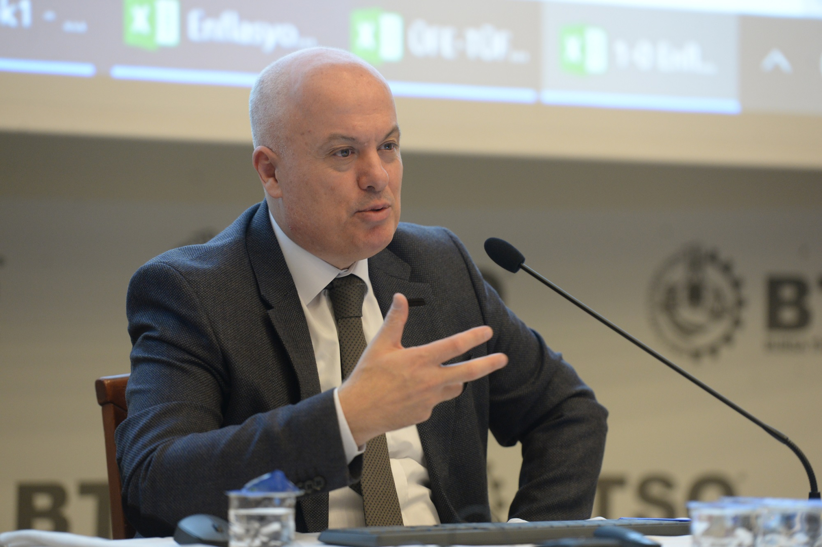 Prof. Dr. Aydın Karapınar