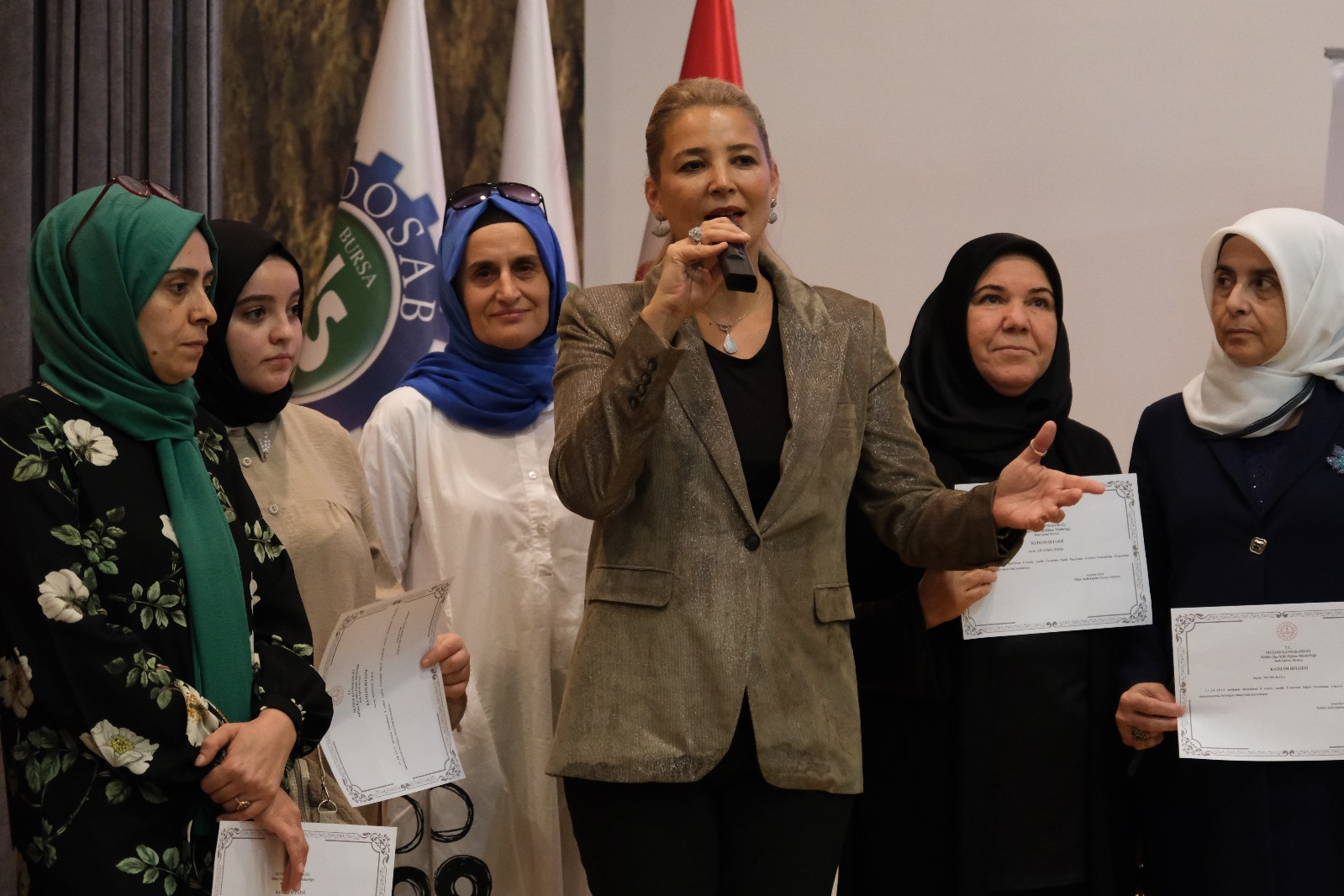 DOSABSİAD’DAN BURSALI KADIN GİRİŞİMCİLERE BÜYÜK DESTEK-3