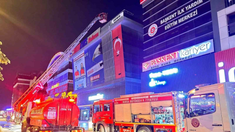 Bursa İtfaiyesi, Nisan ayında yüzlerce yangına müdahale etti.